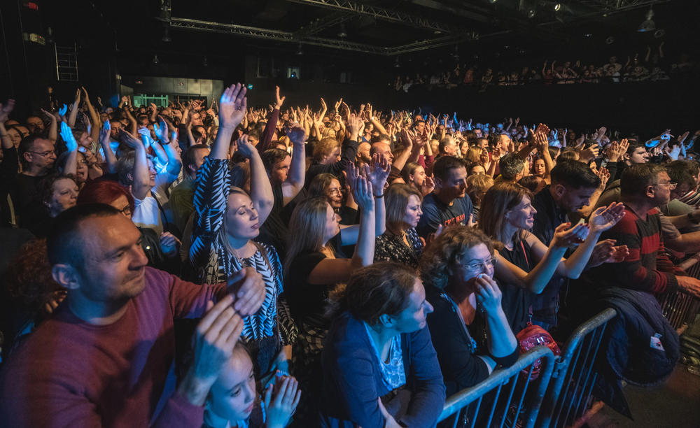 Oduševljena publika  