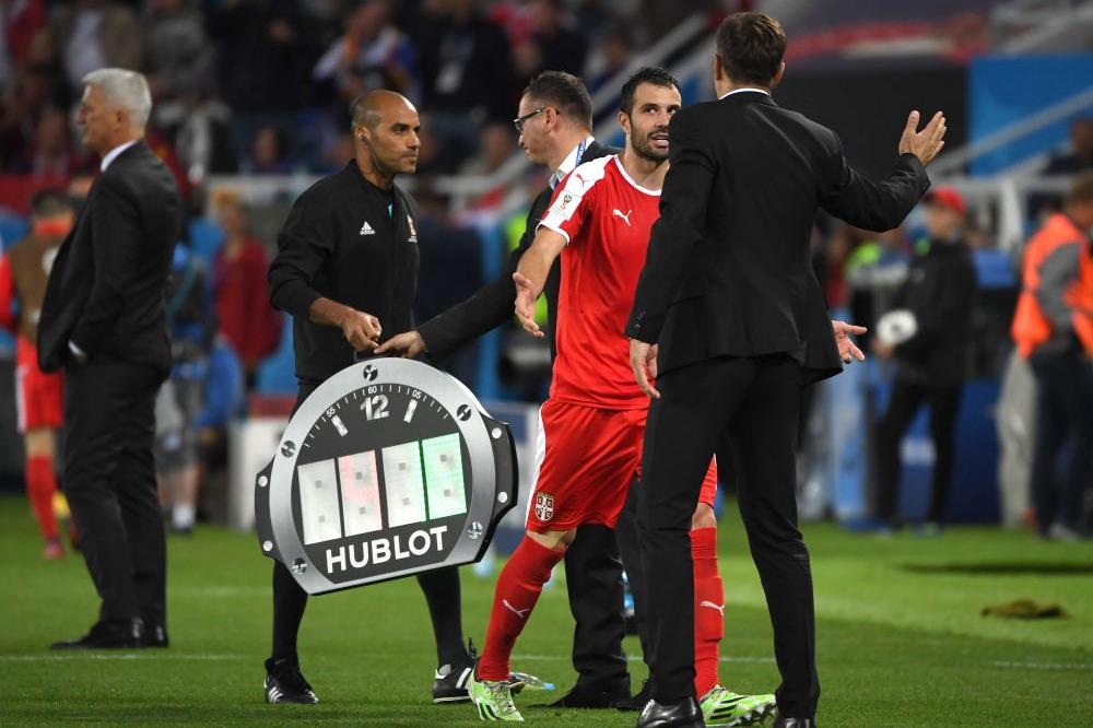 MILIVOJEVIĆ ODGOVORIO KRSTAJIĆU: Ne igram za Srbiju, ali zato ovde dominiram...