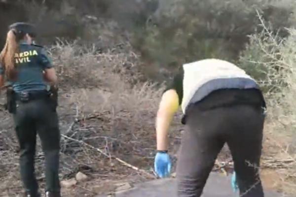 ZEMLJA SE OTVORILA, A UNUTRA... Policajci nisu mogli da veruju šta su pronašli tamo dole! (VIDEO)