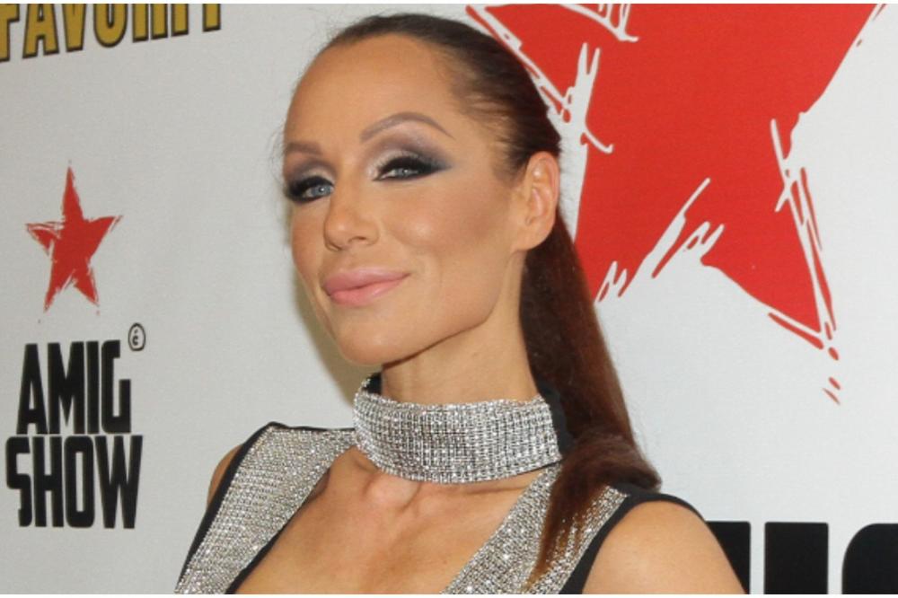 KARAĐORĐE IZGLEDA KAO LEŠ, A ALEKSANDRA SAMU SEBE PONIŽAVA: Ljuba Pantović osula paljbu po bivšem mužu i ćerki!