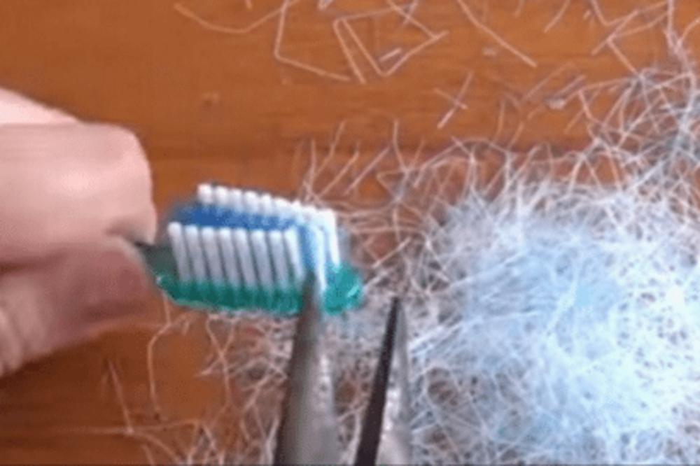 ISEKLA JE SVE DLAKE SA ČETKICE ZA ZUBE: Kada vidite krajnji rezultat, odmah ćete URADITI ISTO! (VIDEO)