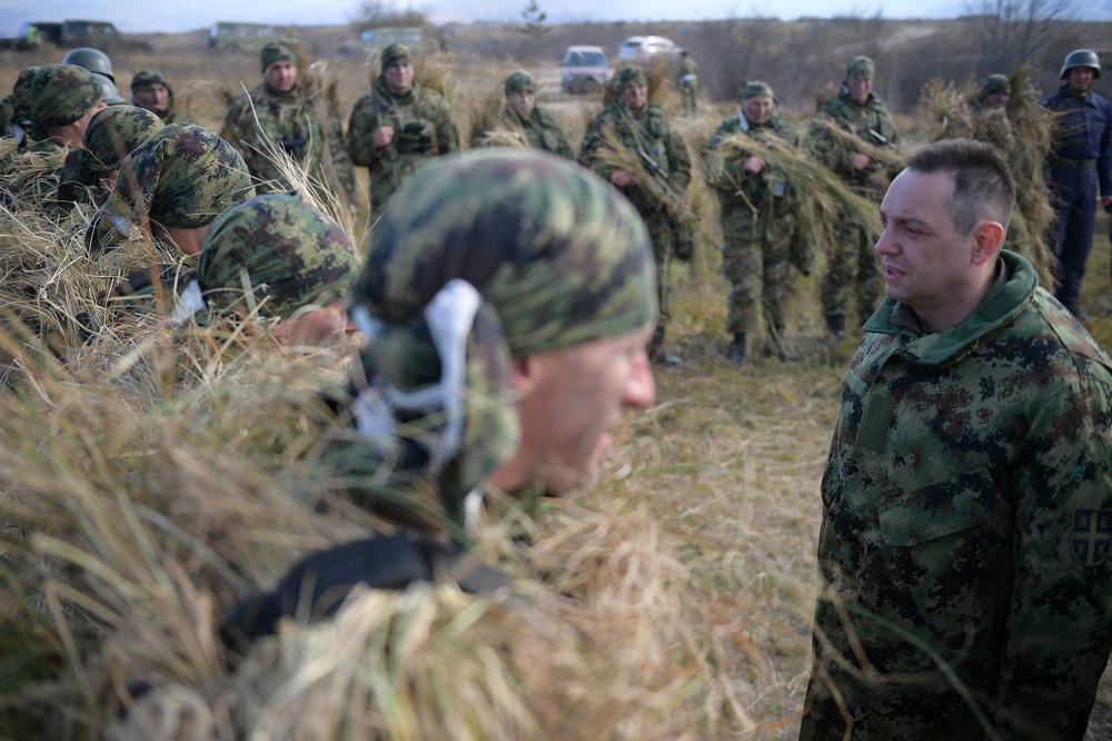 VULIN: Vojska Srbije spremna  da sprovede svako naređenje vrhovnog komadanta i predsednika Aleksandra Vučića!