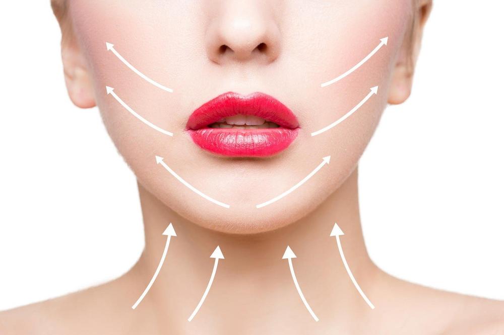 LIFTING LICA BEZ HIRUŠKIH INTERVENCIJA: Podmladite svoju kožu na ovaj način u rekordnom roku