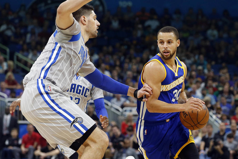 JOŠ JEDAN TEORETIČAR ZAVERE U NBA: Stef Kari ne veruje da su Amerikanci ikad bili na Mesecu!