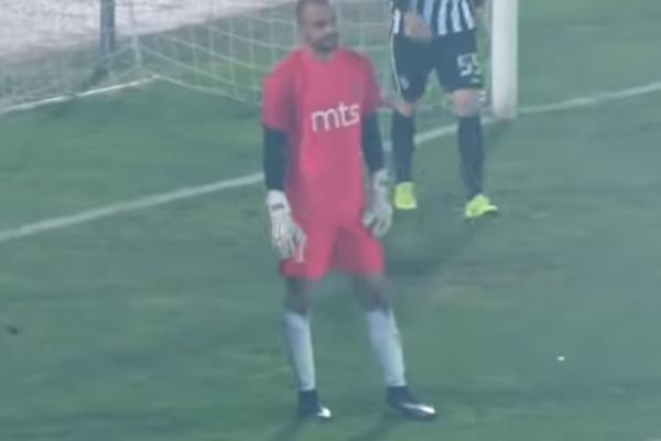 ĐURIĆU, OPUSTI SE, NISI NAJGORI: Ovo su najveći golmanski kiksevi u bliskoj prošlosti, ne zna se koji je smešniji!