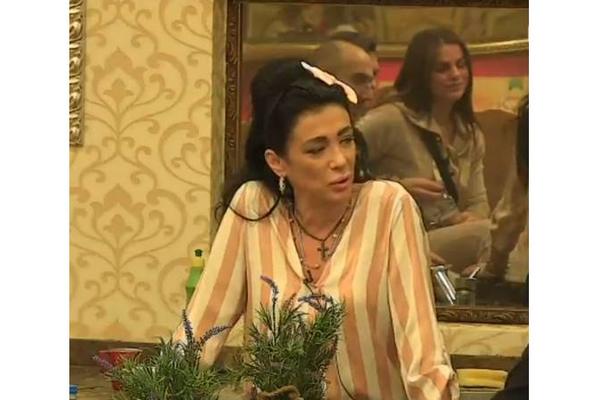 IVAN MARINKOVIĆ ISPROZIVAO VENDI DA SE LOŽI NA NJEGA! USLEDIO JE BRUTALAN ODGOVOR: Da, sve tvoje bivše su kao ja!