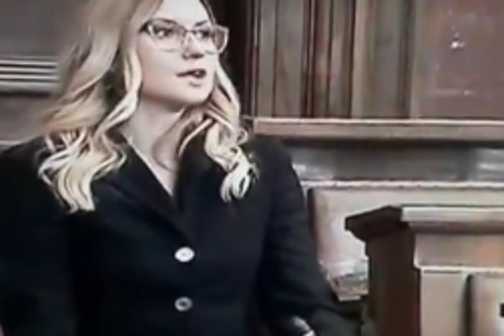 KRALJEVINA REPUBLIKA SRBIJA: Aleksandra Jerkov se izblamirala ZA SVE PARE! (VIDEO)
