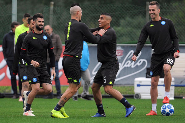 SRAMNE REČI VEZISTE NAPOLIJA: Zvezda će pokušati da na prljav način osvoji tri boda, ali neće uspeti u tome!