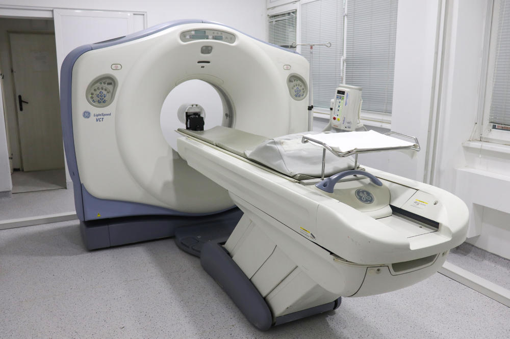 ČOVEK SE STALNO ŽALIO NA ČUDNE BOLOVE: Lekari ga poslali na skener, ono što su videli je MEDICINSKO ČUDO (FOTO)