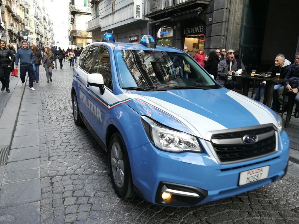 Policija u Napulju 