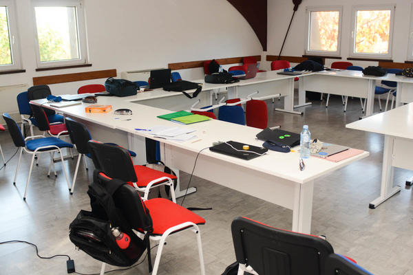 MANIJAK GODINAMA ZLOSTAVLJAO NAJTALENTOVANIJE DEVOJČICE U SRBIJI! Skandal NEVIĐENIH RAZMERA u Petnici