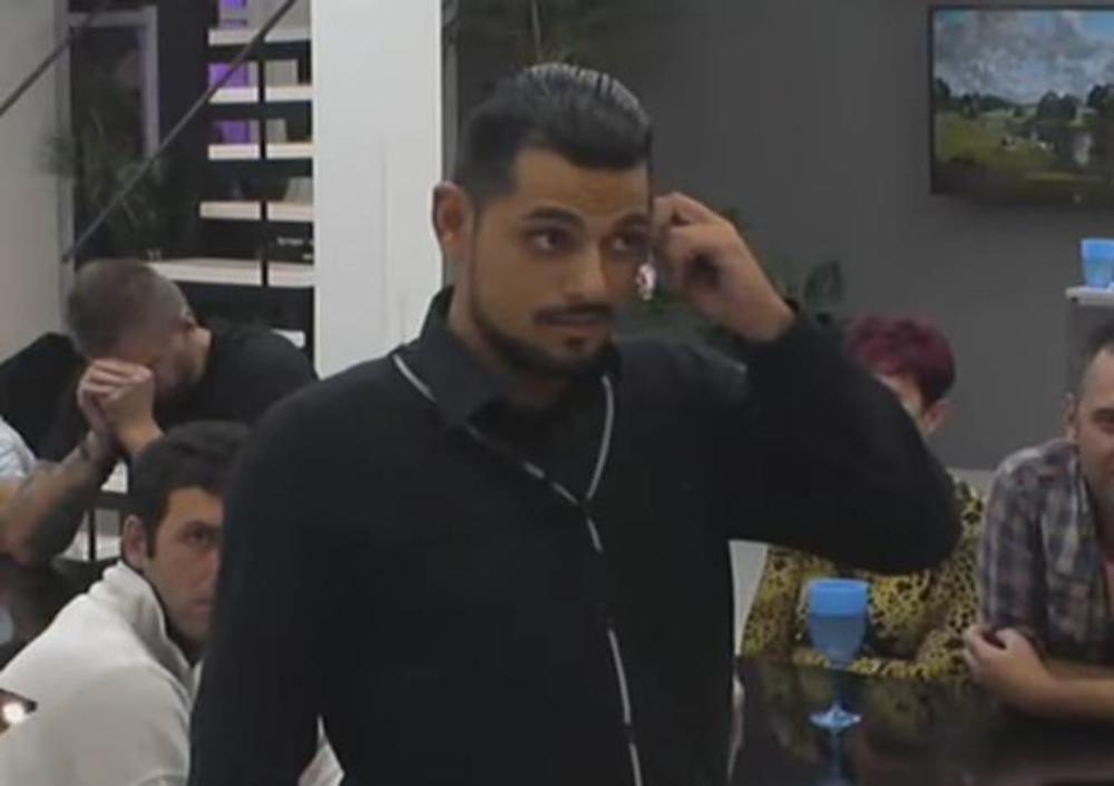 Ne piše mu se dobro  