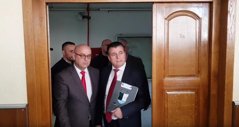 Agim Bahtiri na sednici skupštine Južna Mitrovica  