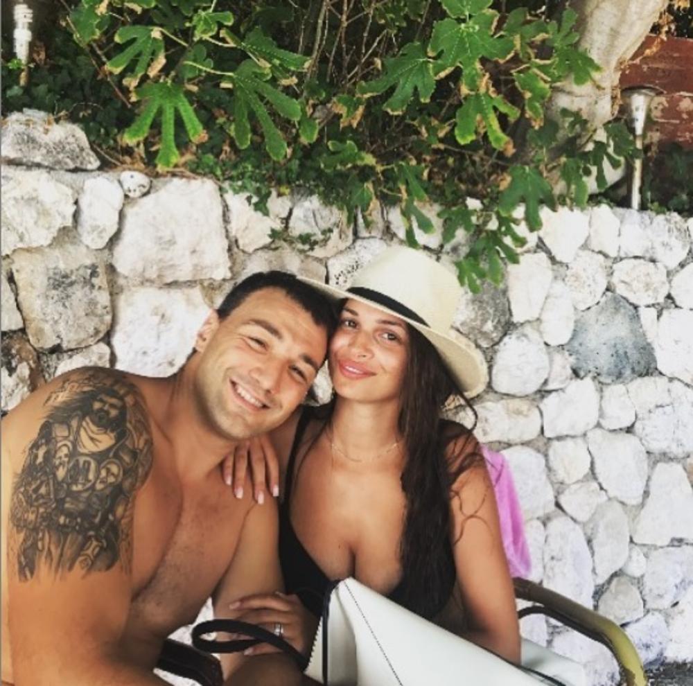 Jasmina Trnavac: žena koja mu je ispunila želju da ima mnogo dece  