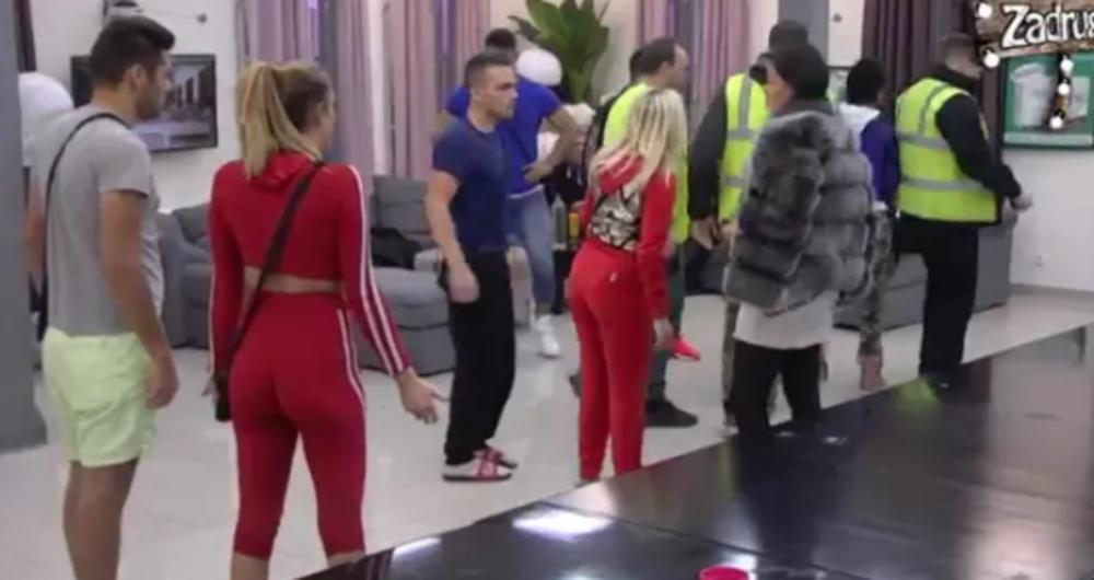 Obezbeđenje je odmah reagovalo