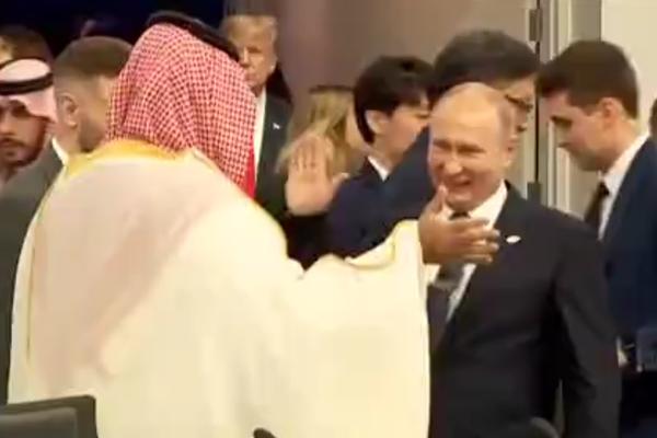 POZDRAV PUTINA I SAUDIJSKOG PRINCA UPLAŠIO JE SVET! Pokazali su ko je GLAVNI IGRAČ, Amerika je zanemela (VIDEO)