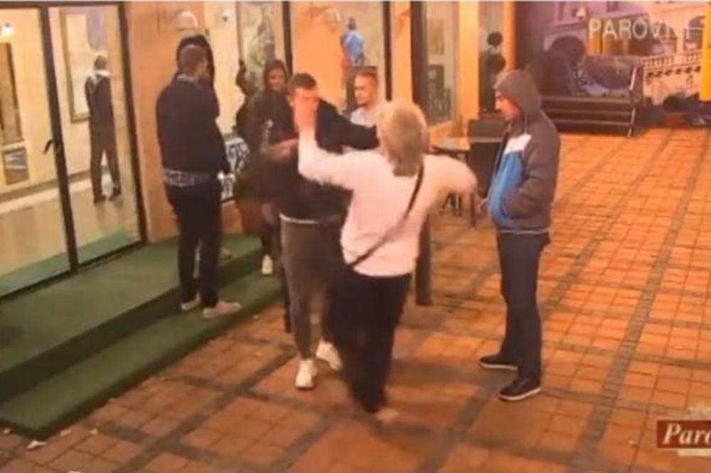 E PA BAŠ SI FRAJERČINA! Nikola Lakić nasrnuo na NAJSTARIJEG takmičara!