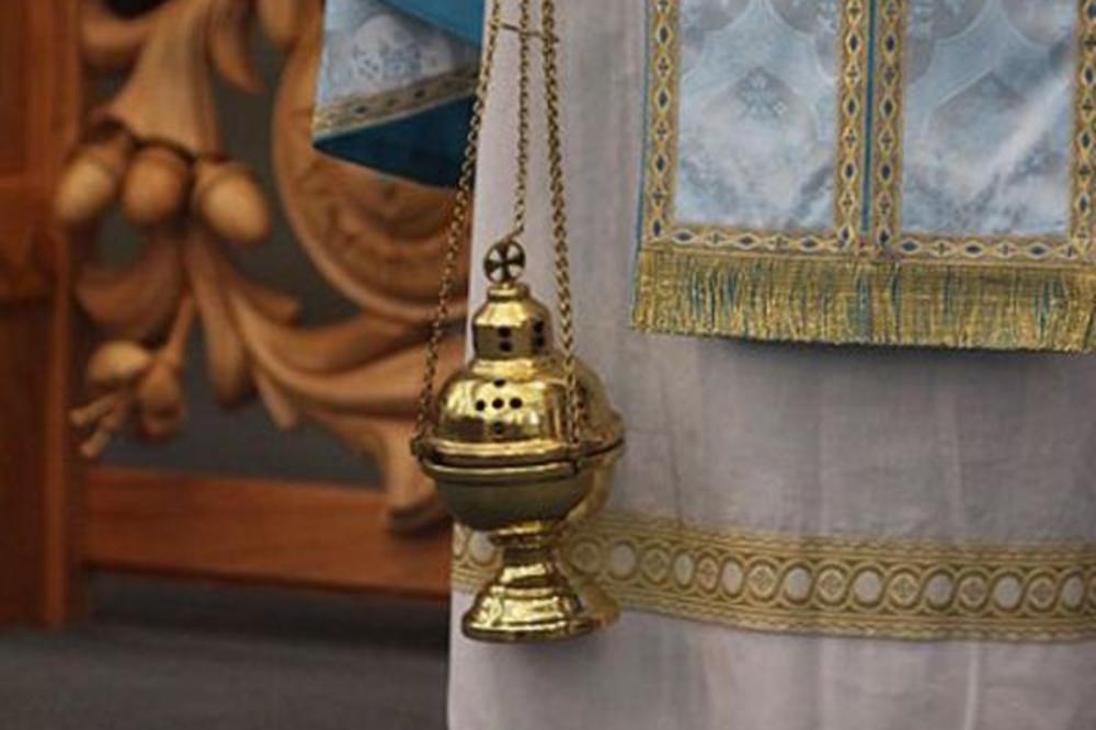 REDOVNO OBAVLJAJTE KAĐENJE KUĆE: Za svaku hrišćansku porodicu, ovaj čin donosi velike BLAGODETI!