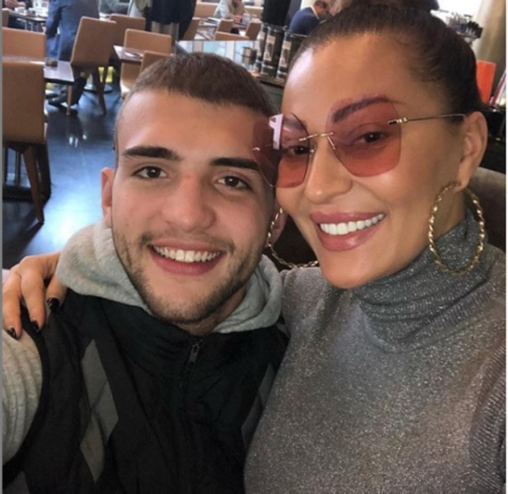 Majkino dete: Ceca i Veljko  