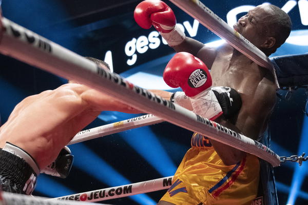 ŠAMPION SE BORI ZA ŽIVOT: Posle 5 godina je doživeo poraz, a udarci koje je zadobio bi mogli da budu kobni po njega