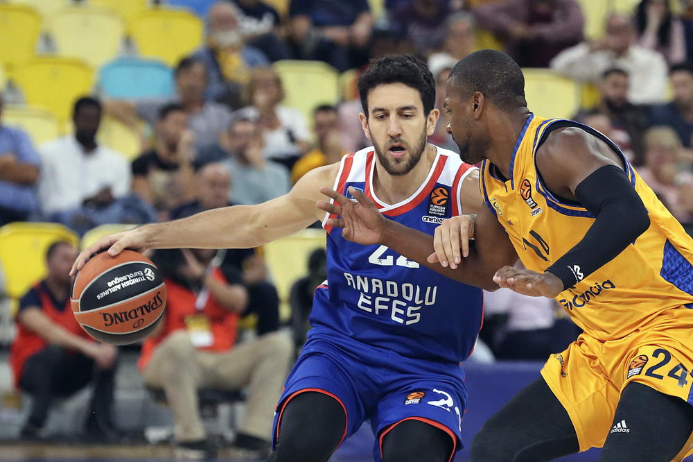 Micić promašio šut za pobedu, Baskonija srušila CSKA, dok je srpski Fener slavio u Atini!