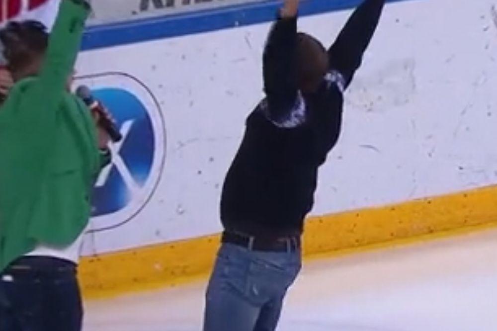 JEDAN UDARAC I MILIONČE: Ludi Rus uspeo je ono što niko ranije nije