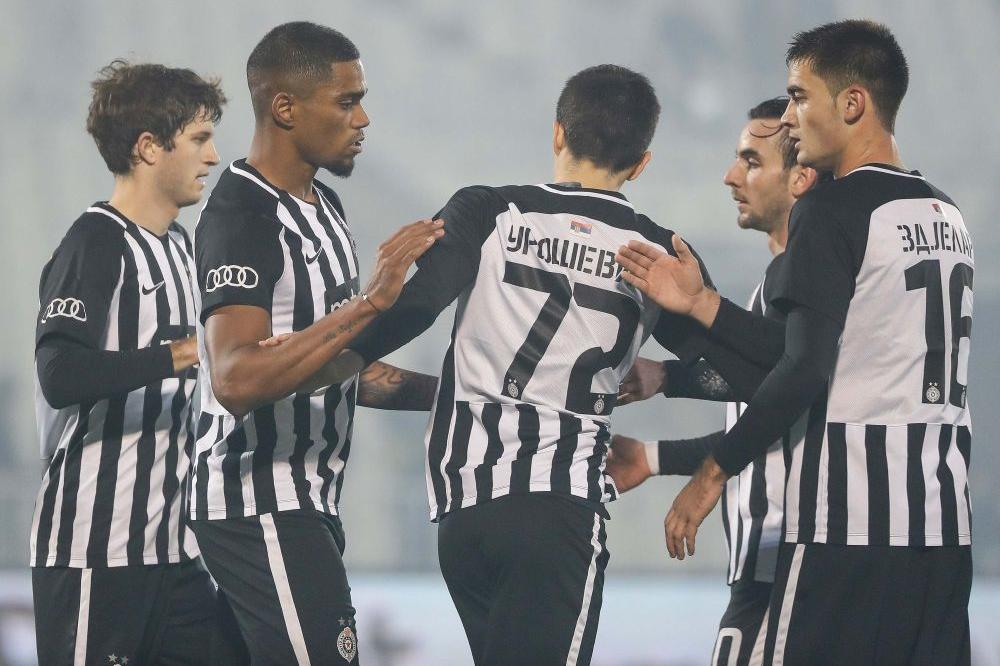 NAPUŠTA HUMSKU: Došao kao veliko pojačanje, na zimu ide za milion evra u klub od kog Delije imaju traume!