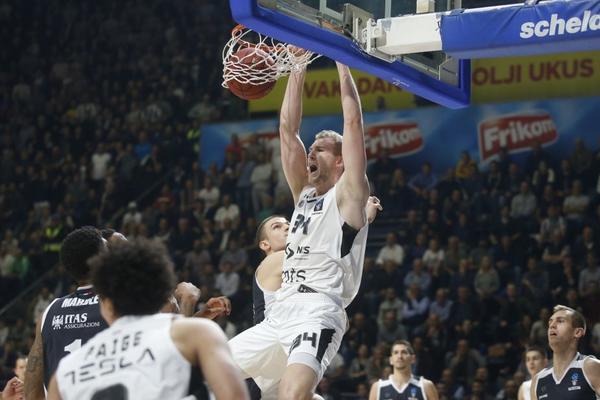 DŽOK LENDEJL JE MOGAO DA BUDE HEROJ PARTIZANA: Poslao je jaku poruku Grobarima!