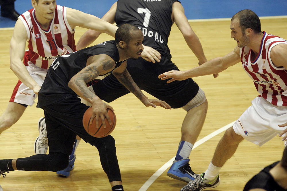 KINZI REŠIO DA PROGOVORI: Želite li da znate zašto sam napustio Partizan? Možda je vreme da kažem sve!