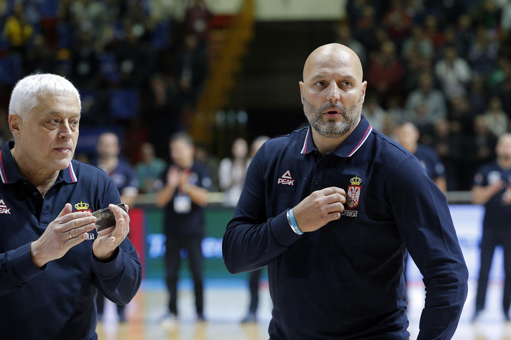 ZOVEM 12 NAJBOLJIH, A VI POSLE OBJAŠNJAVAJTE! Đorđević poslao jasnu poruku srpskim košarkašima!