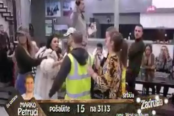 REAGOVALO OBEZBEĐENJE! Miljana Zerini: Prostitutkice, navikla si da te biju! (VIDEO)