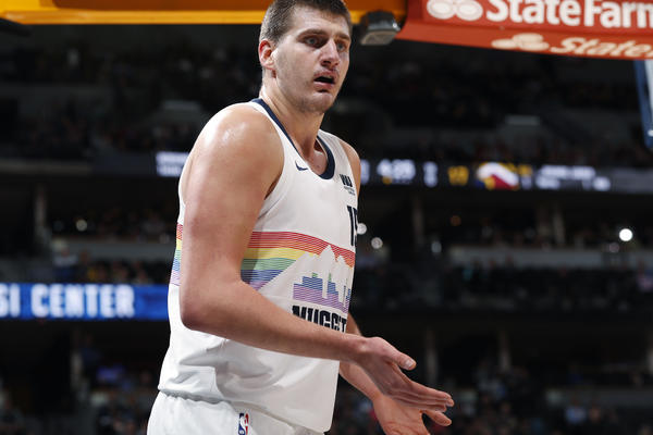 DA LI JE OVO RAZLOG ZA POBEDU? Jokić otkrio šta mu je Džamal Mari tražio pre duela sa Sansima! Sada je sve jasno!