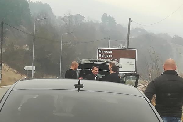 PARTIZANU ZABRANJEN ULAZAK NA KOSOVO: Kosovska policija zaustavila košarkaše crno-belih na Jarinju!