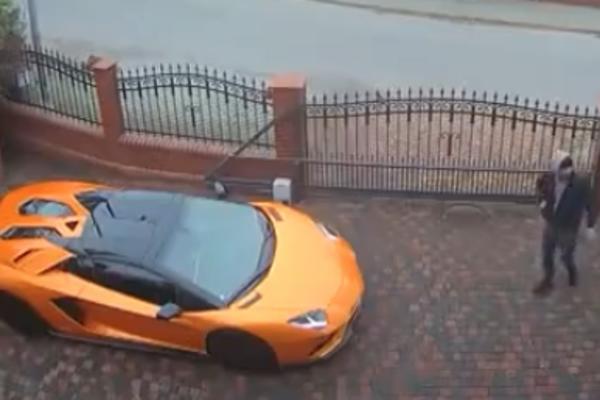 VLASNIK ĆE DOŽIVETI SRČKU! Pogledajte šta je ovaj mladić uradio skupom Lambordžiniju! (VIDEO)