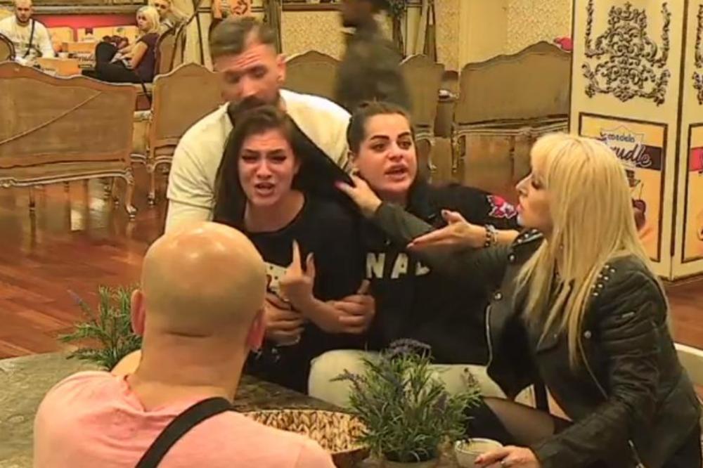 IZABELA ZBOG BAKIJA DOŽIVELA NERVNI SLOM: Počela da URLA na njega! Mogla sam da IZGUBIM ŽIVOT, a tebi je to smešno!