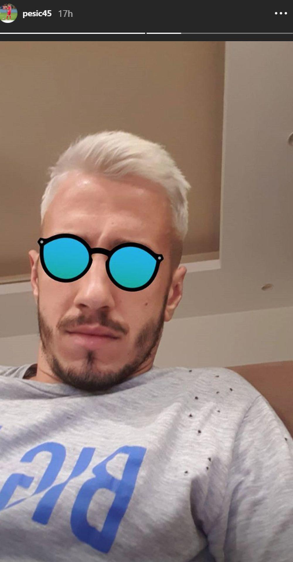 Aleksandar Pešić sa novom ofarbanom kosom  