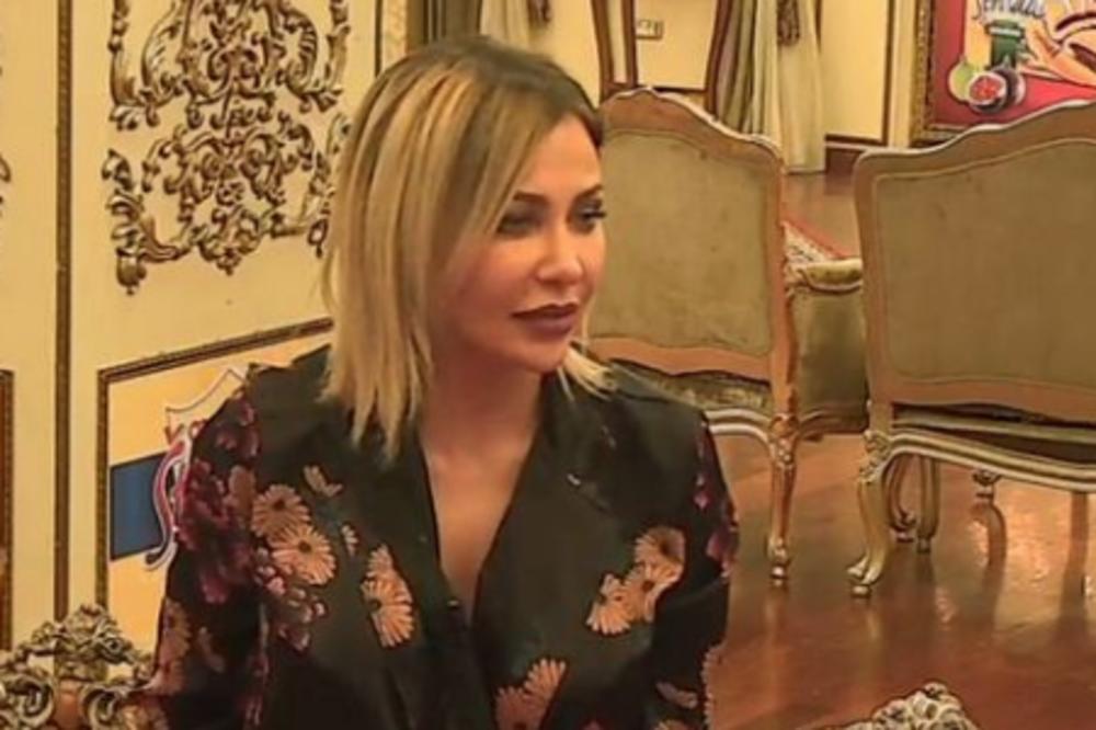 NA SILU SAM SA NJIM: Enisa više nije mogla da ĆUTI pa priznala šta joj ide na ŽIVCE!