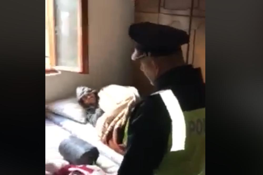 DIŽI SE BOLAN, TI K'O U SVOJOJ KUĆI! Policija Bihaća zatekla migrante kako spavaju, usledio je presmešan obračun!