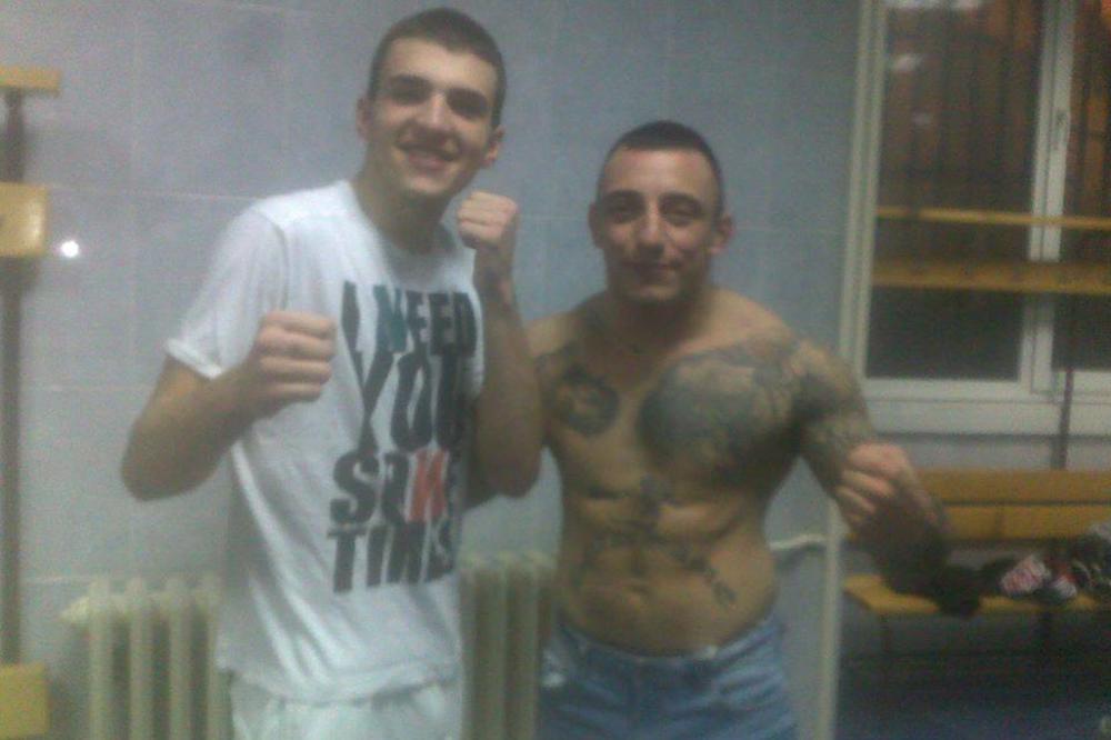 VREME JE DA SRBI POČNU DA SE DRŽE ZAJEDNO: Veljko Ražnatović objavio prepisku sa Dušanom Džakićem! Ovo je ISTINA