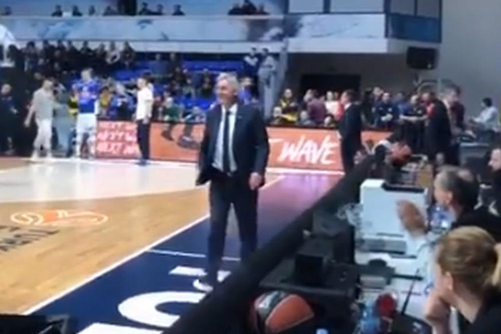 I ONI SU SE RADOVALI KAD JE HARAO SA JUGOSLAVIJOM: Morača višeminutnim ovacijama dočekala Svetislava Pešića!