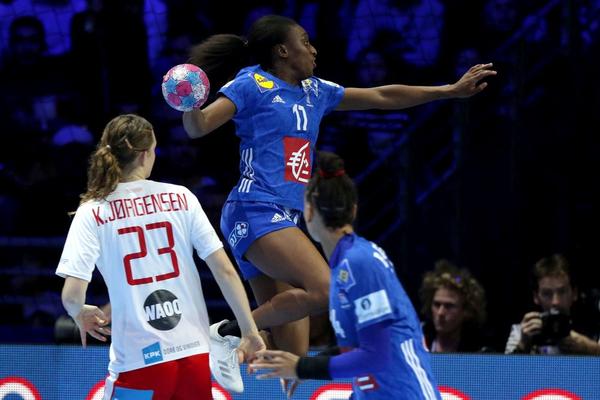 SRPKINJE IH NAČELE, FRANCUSKINJE DOTUKLE: Ubedljiv poraz Danske na otvaranju druge faze Evropskog prvenstva!