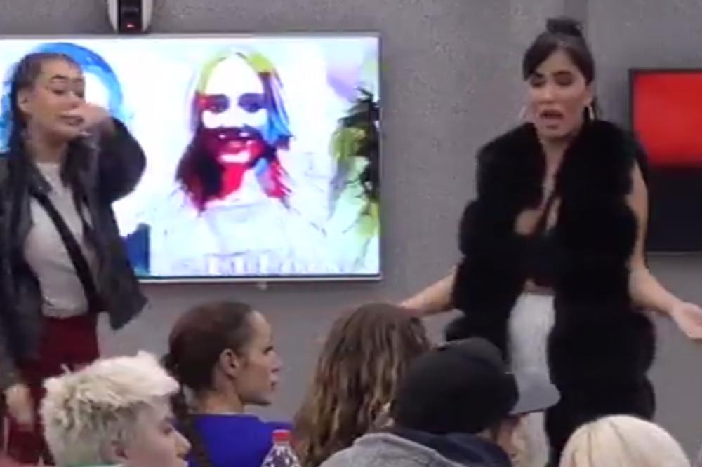 AUUUUU Ana Korać zakucala Aleksandru: Tata ti nije dao ZVEČKU da se igraš, pa si dobila ku**c da pu**š sa 14 godina