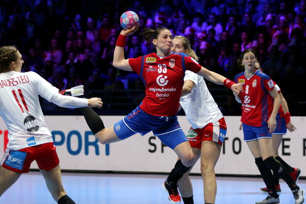 SRPSKE RUKOMETAŠICE NE IGRAJU NI U SUBOTU: Zbog demonstracija odložen meč sa Ruskinjama!