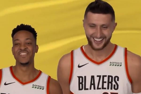 NURKIĆ PREŠAO U PROFESORE: Drži časove našeg jezika saigračima! A njihovi pokušaji da izgovore nešto su urnebesni!