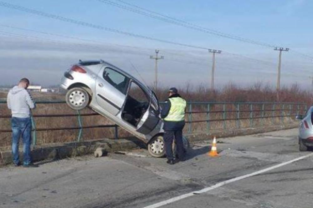 SRPSKI LOPOVI BAŠ NEMAJU SREĆE: Pljačkali vikendice, pobegli jugom, ON SE ZAGLAVIO, a onda su se SLUPALI (VIDEO)