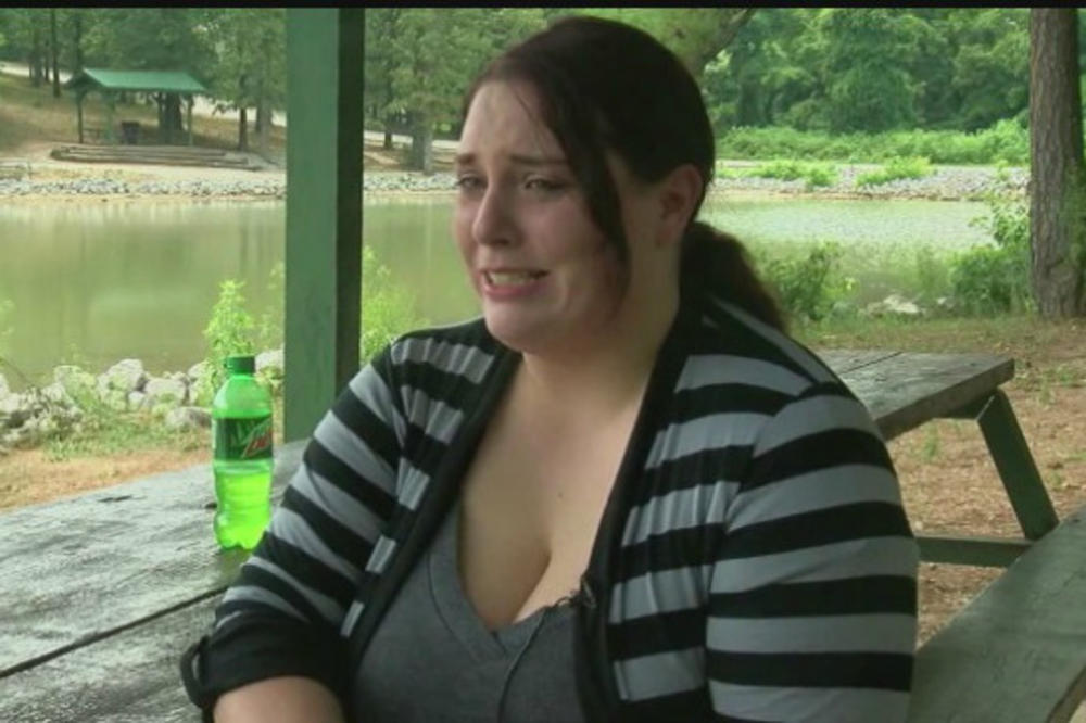 OVO JE PRAVI HOROR ZA SVAKU MAJKU: Zaspala je sa bebom, a kad se probudila dočekao je ZASTRAŠUJUĆ prizor (FOTO)