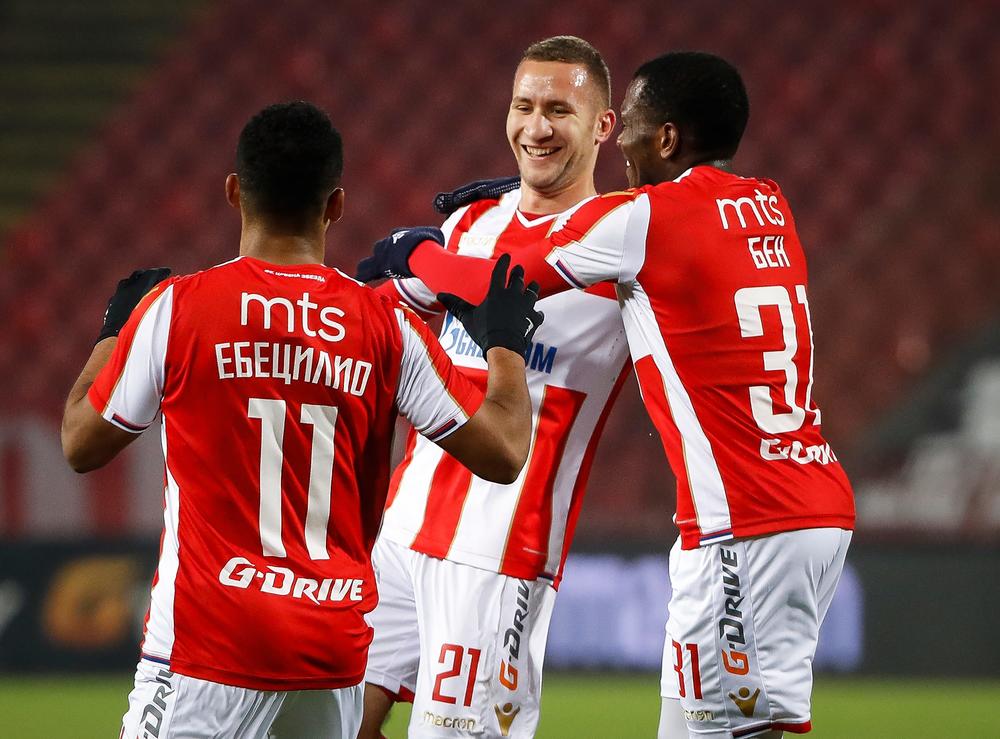 Veljko Simić proslavlja gol  