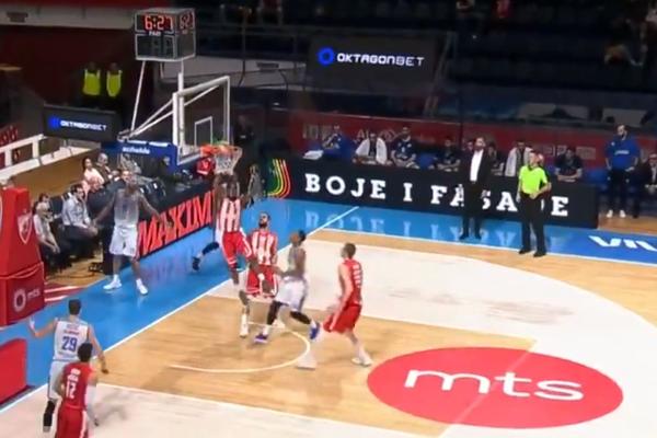 NIJE IGRAO U NBA, ALI KAO DA JESTE: Džo Regland lomio kičme Zadranima, a imao je i potez u stilu Dvajta Hauarda!