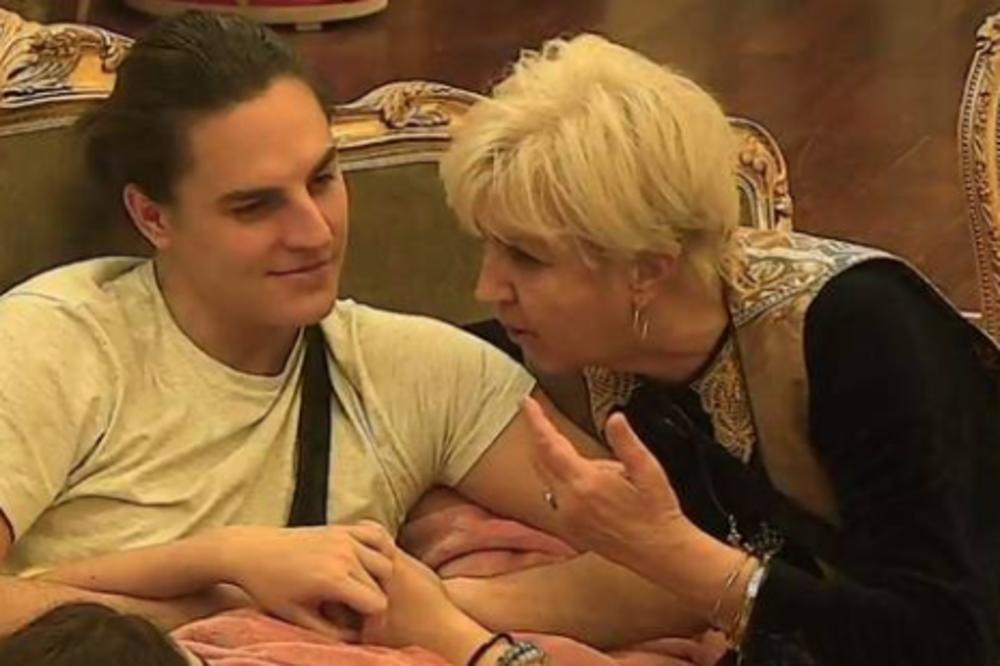 TEHNIKA JE NAJBITNIJA: Mirjana progovorila na temu SE*SA i to bez dlake na jeziku, a Kadra i Izabela ZANEMELI !