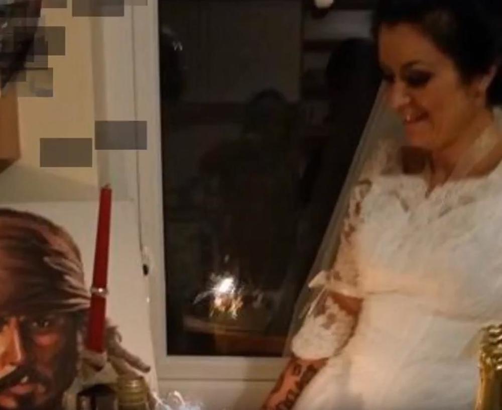 Amanda smatra da seks s duhovima nije ništa toliko čudno i neuobičajeno  